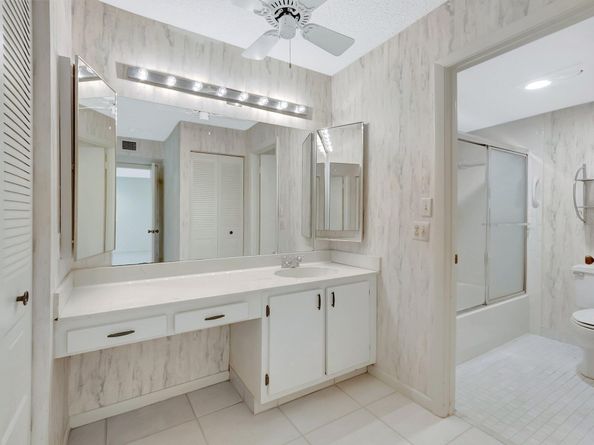 7956 Eastlake Drive E 16E, Boca Raton FL 33433