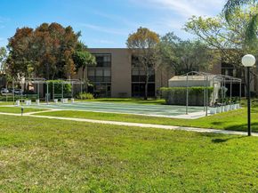 7717 Ashmont Cr 109, Tamarac FL 33321
