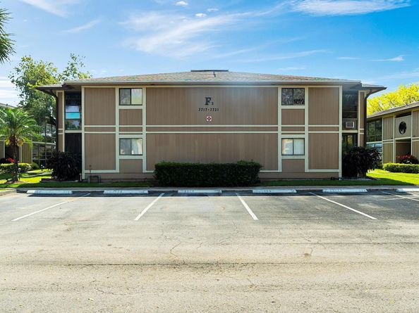 7717 Ashmont Cr 109, Tamarac FL 33321