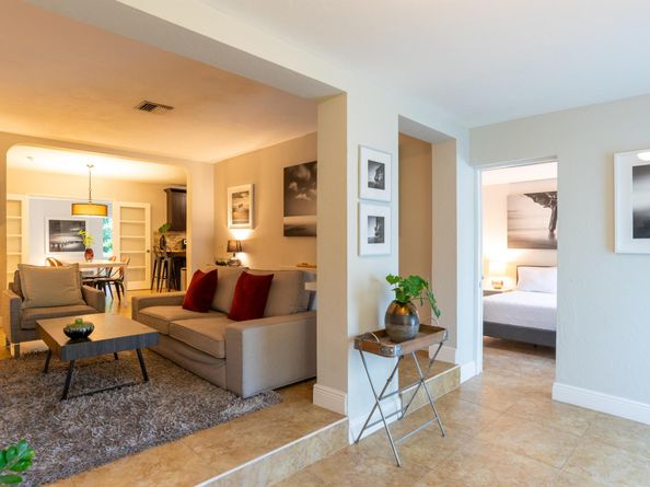 1401 NE 17th Way, Fort Lauderdale FL 33304