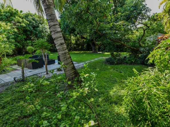 1401 NE 17th Way, Fort Lauderdale FL 33304