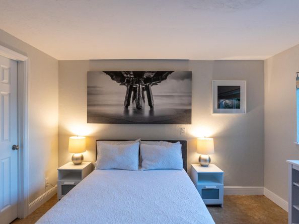 1401 NE 17th Way, Fort Lauderdale FL 33304