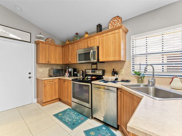 6803 Bitterbush Pl, Boynton Beach FL 33472