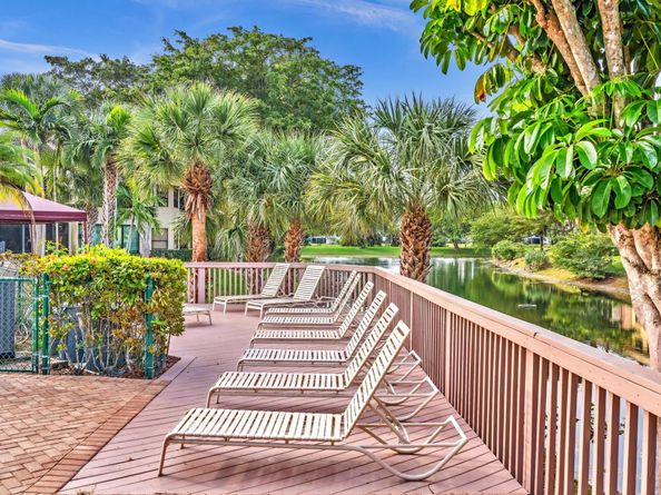 7472 La Paz Blvd #301 301, Boca Raton FL 33433