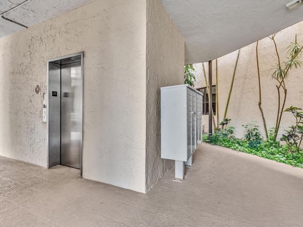 7472 La Paz Blvd #301 301, Boca Raton FL 33433