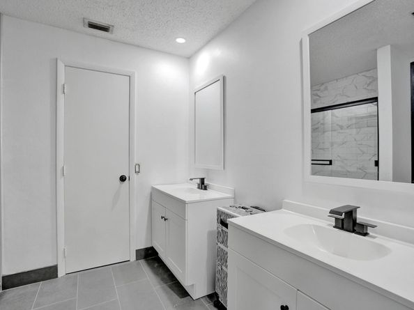 11140 NW 26th Dr, Coral Springs FL 33065