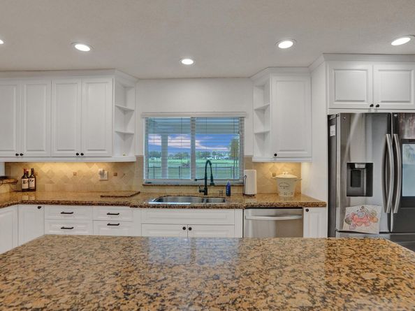 11140 NW 26th Dr, Coral Springs FL 33065