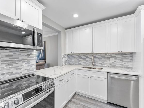 118 Lake Constance Drive 118, West Palm Beach FL 33411