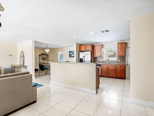 1209 N Australian Avenue, West Palm Beach FL 33401