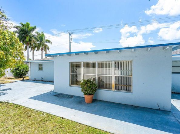 1209 N Australian Avenue, West Palm Beach FL 33401