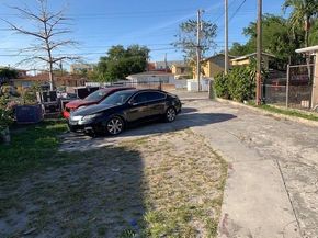 Undisclosed Address #FX-10508904, Miami FL 33142