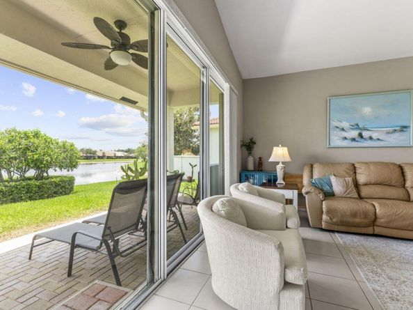 2254 Egret Cove Drive, West Palm Beach FL 33411