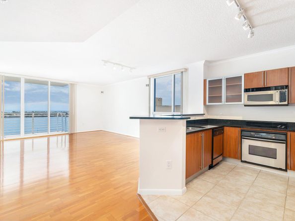 1551 N Flagler 1511 Drive 1511, West Palm Beach FL 33401