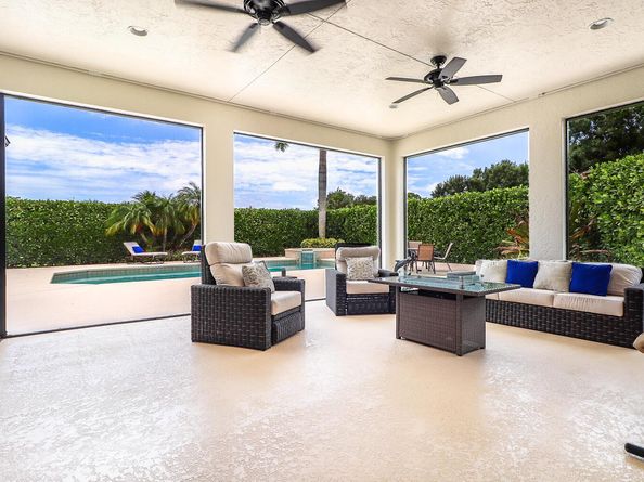 16142 76th Trail N, Palm Beach Gardens FL 33418