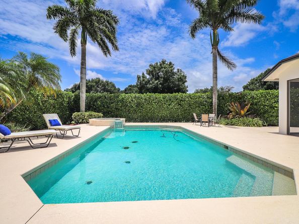 16142 76th Trail N, Palm Beach Gardens FL 33418