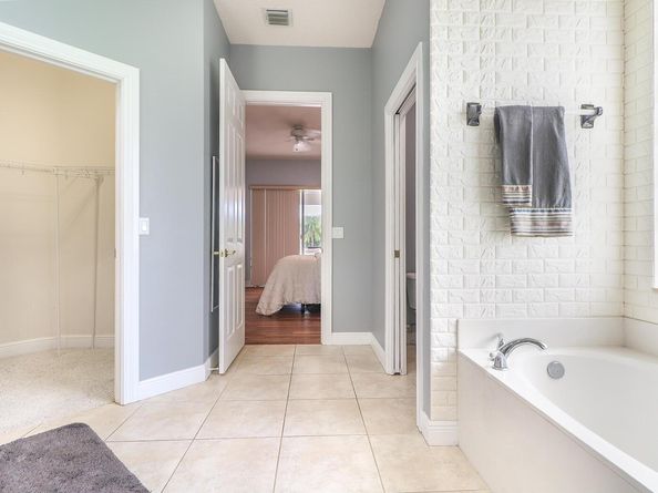 16142 76th Trail N, Palm Beach Gardens FL 33418