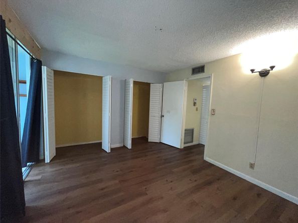 9141 Sunrise Lakes Blvd 115, Sunrise FL 33322