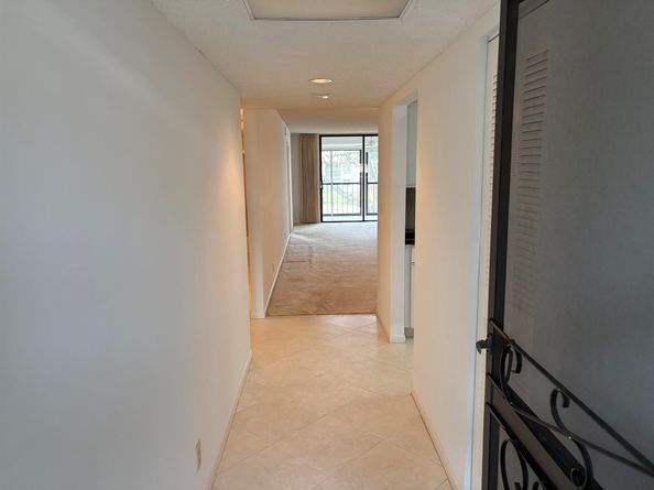 4725 Lucerne Lakes Boulevard 210, Lake Worth FL 33467