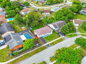 7924 SW 3rd Ct, North Lauderdale FL 33068