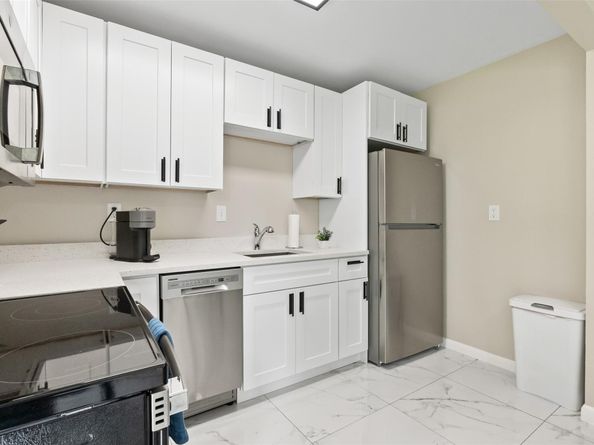 7924 SW 3rd Ct, North Lauderdale FL 33068