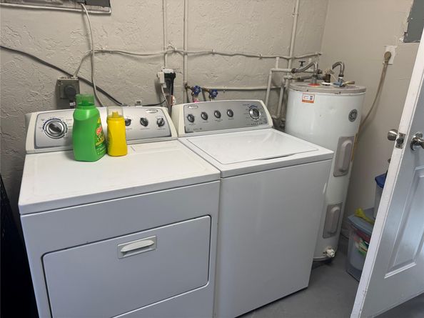 7924 SW 3rd Ct, North Lauderdale FL 33068