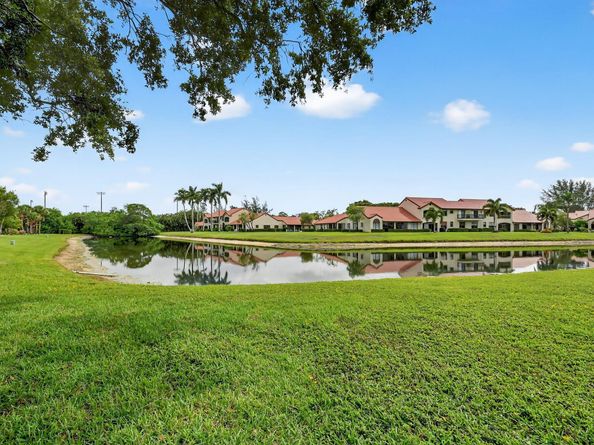 6135 Long Key Lane, Boynton Beach FL 33472