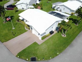 810 SW 8 Avenue, Boynton Beach FL 33426