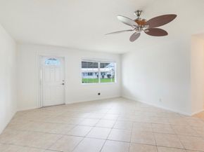 810 SW 8 Avenue, Boynton Beach FL 33426