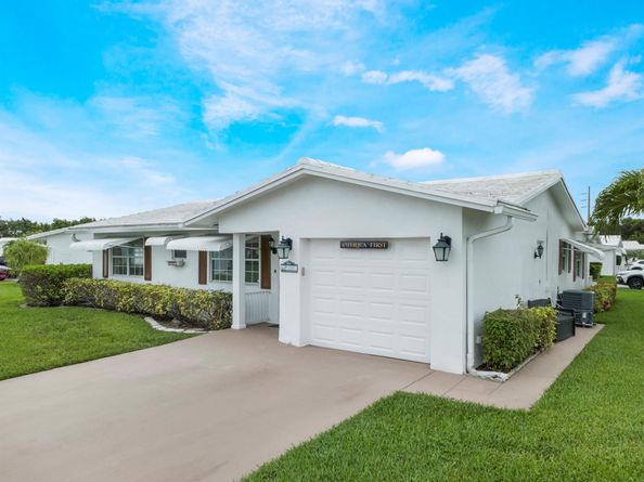 810 SW 8 Avenue, Boynton Beach FL 33426