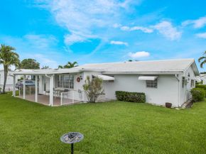 810 SW 8 Avenue, Boynton Beach FL 33426