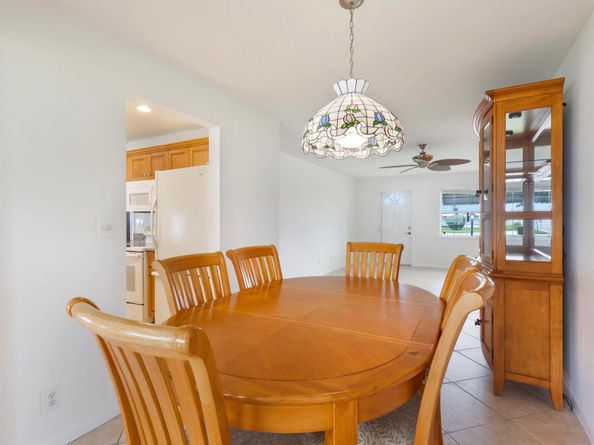 810 SW 8 Avenue, Boynton Beach FL 33426
