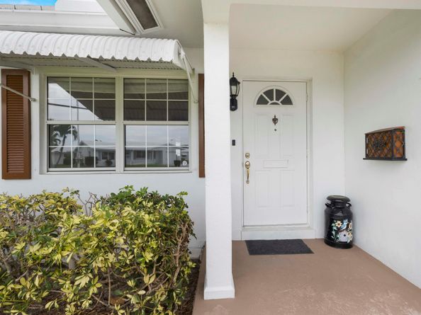 810 SW 8 Avenue, Boynton Beach FL 33426