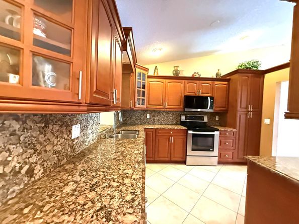 187 Bilbao Street, Royal Palm Beach FL 33411