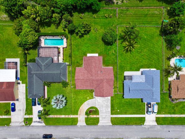 187 Bilbao Street, Royal Palm Beach FL 33411