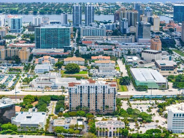 616 Clearwater Park Road 1206, West Palm Beach FL 33401