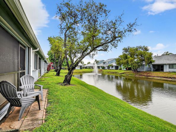 3981 Island Club Circle W, Lake Worth FL 33462