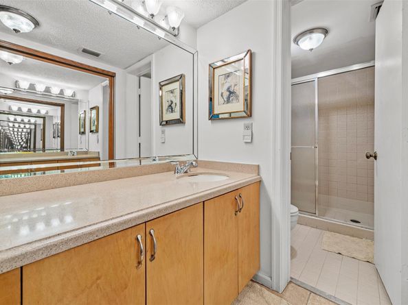 405 Liberty Ct 405, Deerfield Beach FL 33442