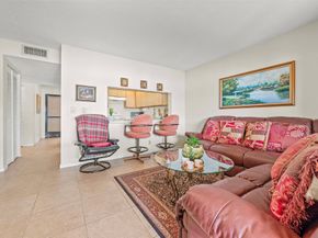 405 Liberty Ct 405, Deerfield Beach FL 33442