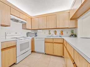 405 Liberty Ct 405, Deerfield Beach FL 33442