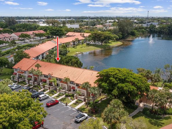 405 Liberty Ct 405, Deerfield Beach FL 33442