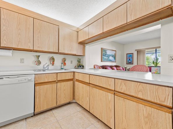405 Liberty Ct 405, Deerfield Beach FL 33442