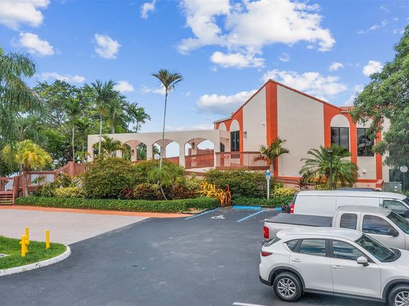 405 Liberty Ct 405, Deerfield Beach FL 33442