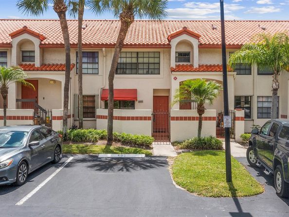 405 Liberty Ct 405, Deerfield Beach FL 33442