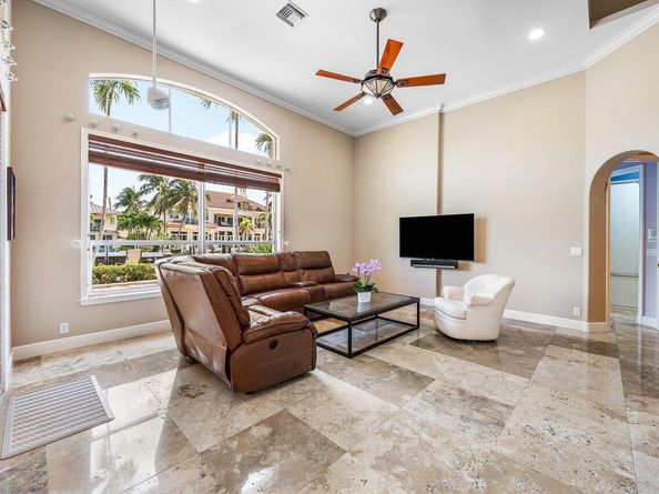 923 Hyacinth Drive, Delray Beach FL 33483