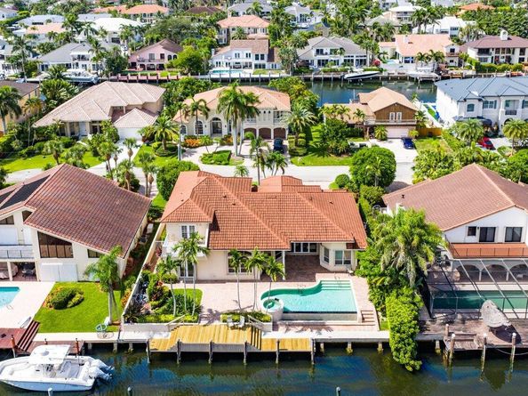 923 Hyacinth Drive, Delray Beach FL 33483