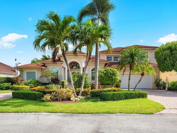 923 Hyacinth Drive, Delray Beach FL 33483