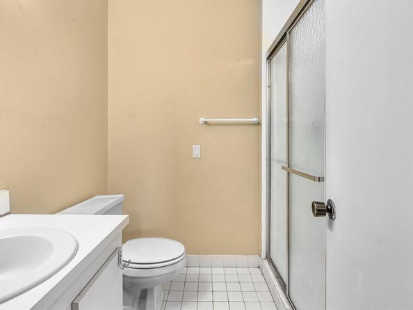 1270 NW 99th Ave 60, Pembroke Pines FL 33024