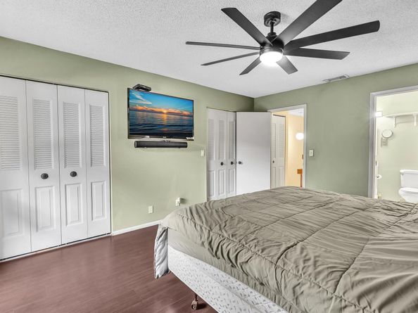 1270 NW 99th Ave 60, Pembroke Pines FL 33024