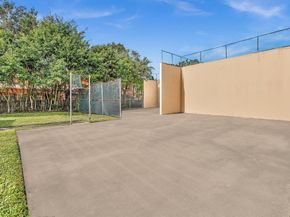 1270 NW 99th Ave 60, Pembroke Pines FL 33024