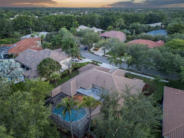 1280 Manor Ct, Weston FL 33326